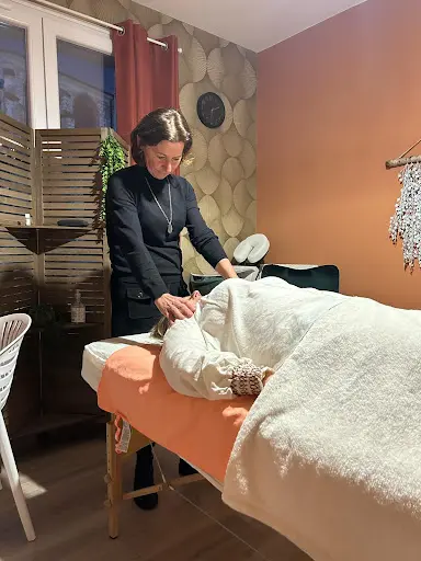 Dorothée Watel - Soins Énergétiques Lahochi & Reiki - Coach en Développement Personnel