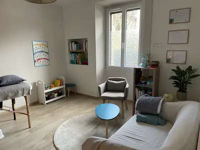 Pascale Baton - Kinésiologue et Réflexologue Bébé et Enfant
