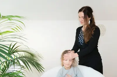 Les Mains de l'Invisible