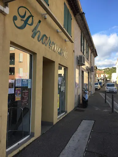 Pharmacie Chau
