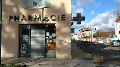Pharmacie du Village