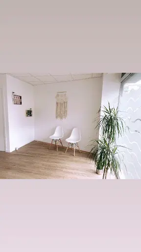 Jeny Khamlek - Kinésiologue 95 Val D’oise