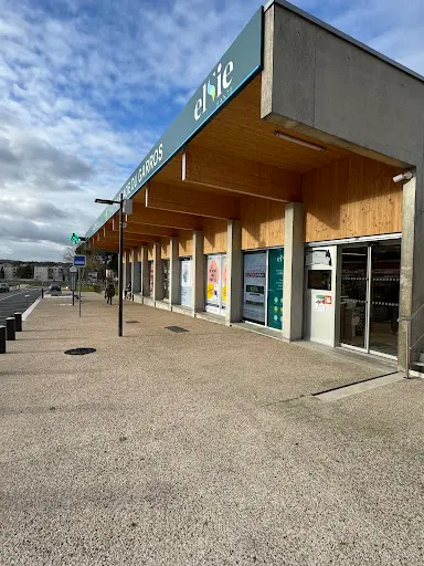 Pharmacie du Garros
