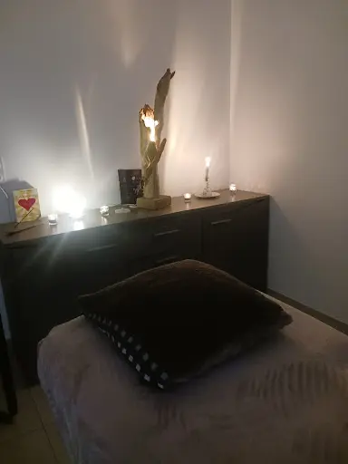 Magnetiseur, Praticienne de Reiki, Coaching de Vie, Pendule,pierres Naturelles