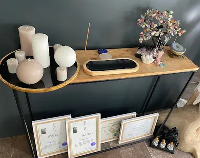 Lebron Josephine / Vivre D’art Subtil Est Avenir Facilitatrice Therapeutique, Soins Energetiques.
