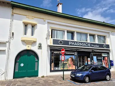 Pharmacie Pradier
