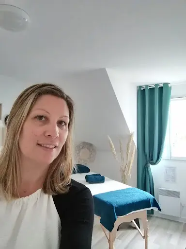 Kaneila À Domicile - Cécile Séjourné Réflexologue Certifiée, Drainage Lymphatique et Amma Assis