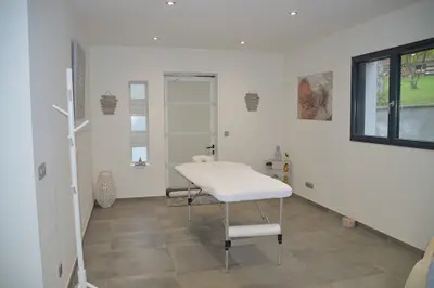 Cabinet Harmonie Bonne : Reiki - Activation Énergie Vitale - Breathwork - Magnétisme - Access Bars - Lahochi - Eft/hypnose