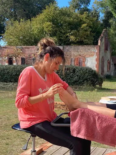 Céline Fourteau Hypnose, Réflexologie Plantaire, Yoga