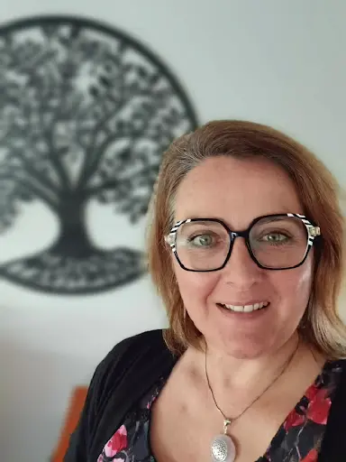 Nathalie Bou - Kinésiologue, Praticienne en Hypnose et Emdr,conseillère en Fleurs de Bach