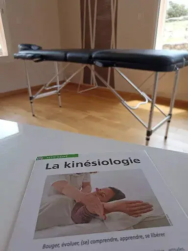 Alice Paloux - Kinésiologue & Praticienne Somato-émotionnel