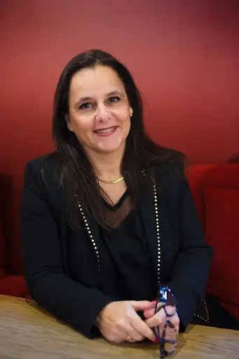 Eve Goulesque. Hypnose. Sophrologie. Secouriste Santé Mentale Certifiée Pssm France.sonotherapie