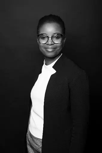 Dorine Nkodia - Thérapeute de Couple et Famille - Hypnose - Emdr