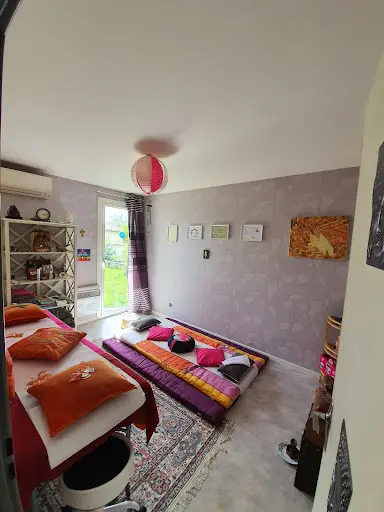 Nathalie Boisson Thérapeute Magnétisme-shiatsu-reiki Usui