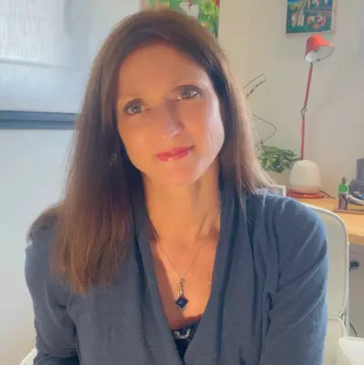 Riley Vivien Claire - Hypnose Co-créative Intégrative & Somatique, Hypnose Ericksonienne, Eft, Emdr et Pnl
