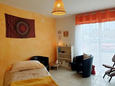Fabienne Jolys Praticienne Bien-être Réflexologie Massages