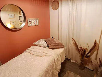 Ilham Réflexo, Médecine Douce,réflexologie Cavaillon,massage Kobido,massage Tuina,massage Prénatal & Postnatal,bébé,drainage