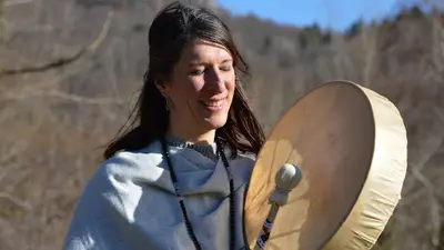 Aurélie Gros-balthazard-les Ailes Dorées Lient - Hypnose Chamanique
