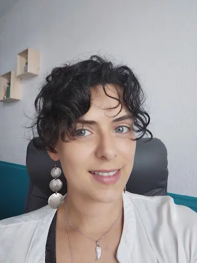 Laureline Caillot - Hypnose - Sophrologie