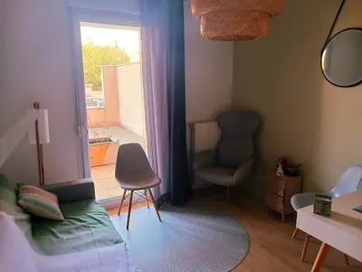 Esther Amara- Sophrologue Charnay Lès Macon et Lyon