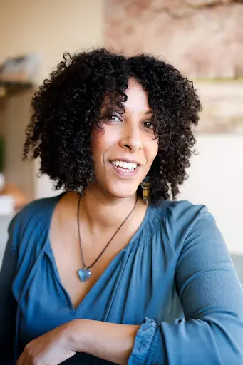 Camille Anjali Gros Magnétiseur-energéticienne-médium