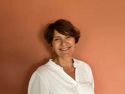 Vanessa Lombardi- Hypnothérapeute Enfants - Ado- Adultes- Couples -civrieux- Albigny-sur-saône