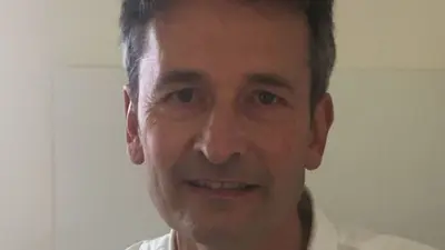 Dr Bertrand Lefebvre