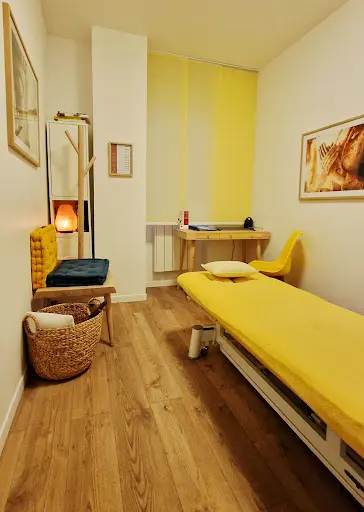 Dr Adnan Moulay - Acupuncture & Reboutement