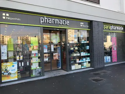 Pharmacie Kinzonzi Bamanabio