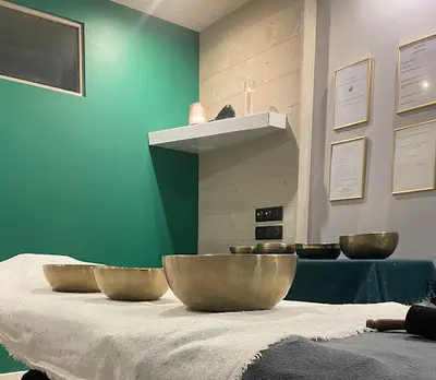 Lucile Gerfaud-valentin - Thérapeute Holistique - Reiki - Sonothérapie - Alimentation