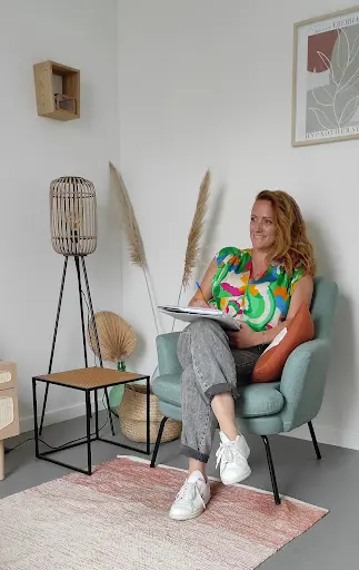 Claire Eberhardt - Hypnose Humaniste (en Pleine Conscience) Pour Adulte & Enfants - Clayre Hypnose