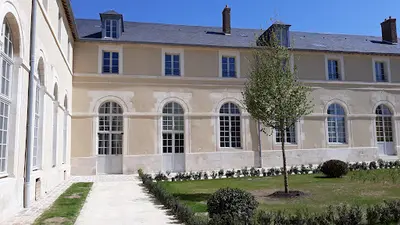 Cabinet de Psychothérapie - Approche Centrée sur la Personne et Analytique - Hypnose - Sophrologie - Compiègne
