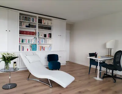 Lola Arfeuillere - Thérapeute - Hypnose Courbevoie