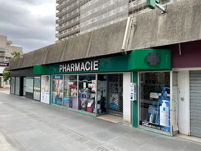 Pharmacie des Damiers