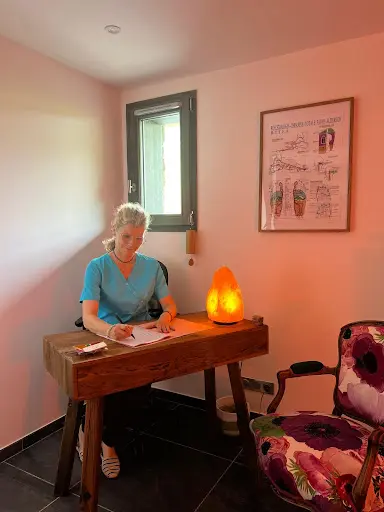 Nadia Réflexologue Plantaire Thérapeute Gestion du Stress