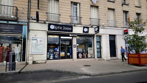 Opticien Optic 2000 Creil - Lunettes de Vue, de Soleil, Lentilles de Contact
