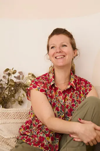 Caroline Javaux, Doula - Accompagnante Périnatale & Allaitement, Massage, Rebozo, Sophrologie Périnatale