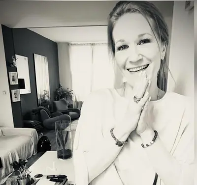 Linda Bouthiba - Psychopraticienne - Spécialisée en Libération des Traumas - Hypnose