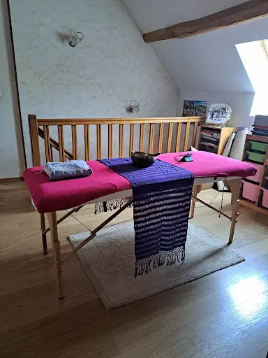 A l'Aube de la Naît Sens - Consultante en Lactation Duam, Massage Bébé, Bain Enveloppé, Massages Maman, Yoga Bébé et Enfants