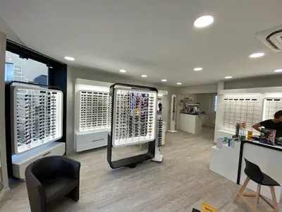 Opticien Dourdan - Optic 2000 - 2, Rue de l'Abbé Gérard