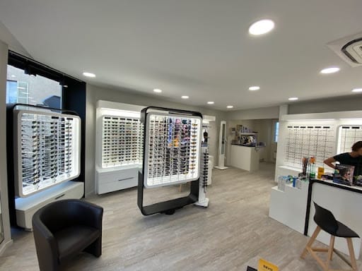 Opticien Dourdan - Optic 2000 - 2, Rue de l'Abbé Gérard