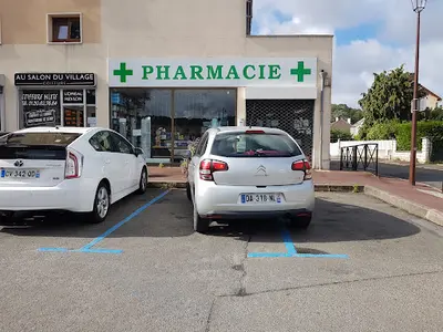 Pharmacie le Village