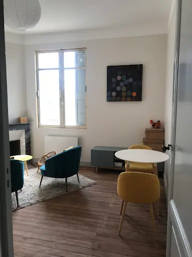 Elisa Novakoff Thérapeute Individuelle, de Couple, Familiale Systémique
