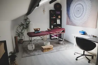 Hypnozia - Hypnose & Soins Énergétiques