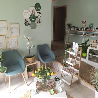 Lydia Rouvier Neuro sens ( neurotraining) Réflexologie Plantaire, massage energétique,