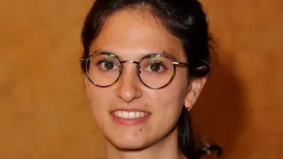 Dr Caroline Nevesny // Orthodontie Enfants, Adultes & Technique Invisible