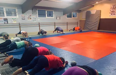 Saba Bottex Coach Sport-santé Bien-être - Hypnose Ericksonienne -massothérapie