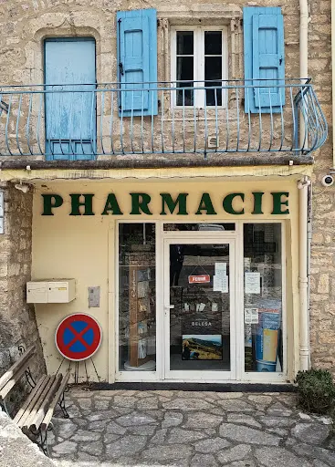 Pharmacie Pialot Lola