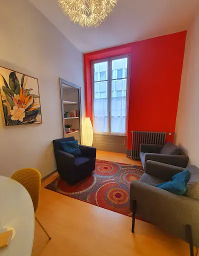 Hypnose Grenoble- Séverine Lloveria