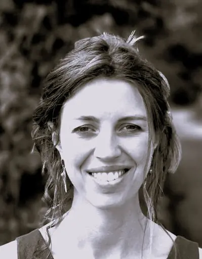 Maroussia Bard Thérapeute Grenoble : Thérapie Psycho-emotionelle et Psychocorporelle.